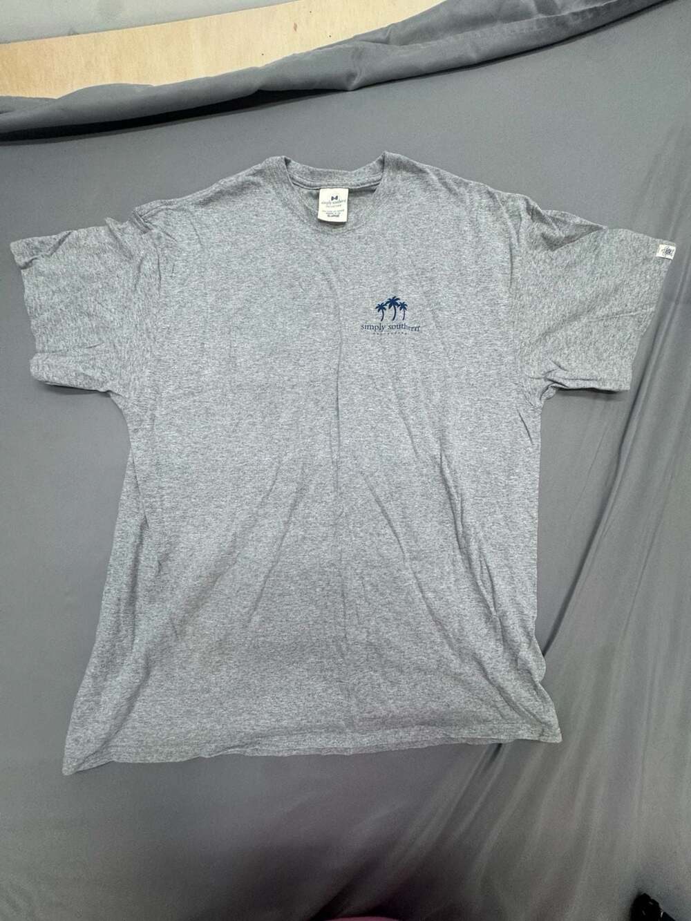 Simply Southern T-Shirt Size XL Grey Golden Retriever Stronger Together